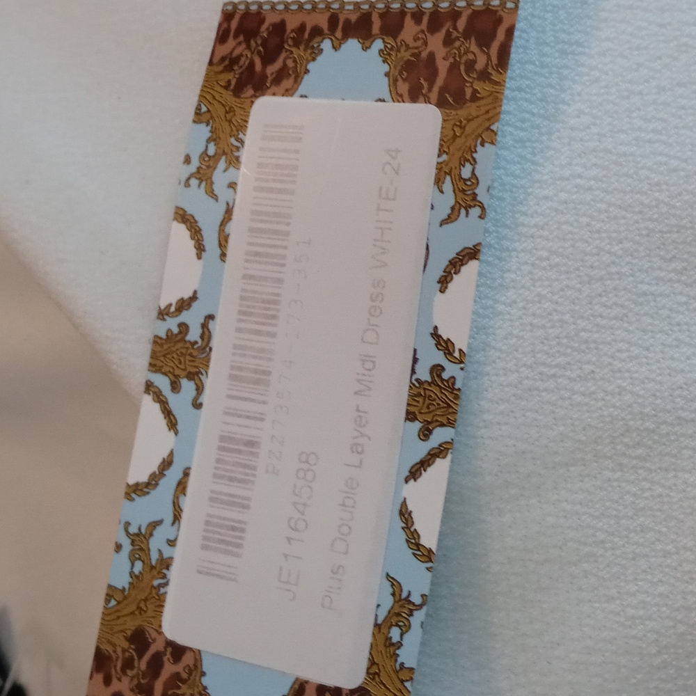 NWT Boohoo Midi Plus Size Dress - Picture 7 of 9